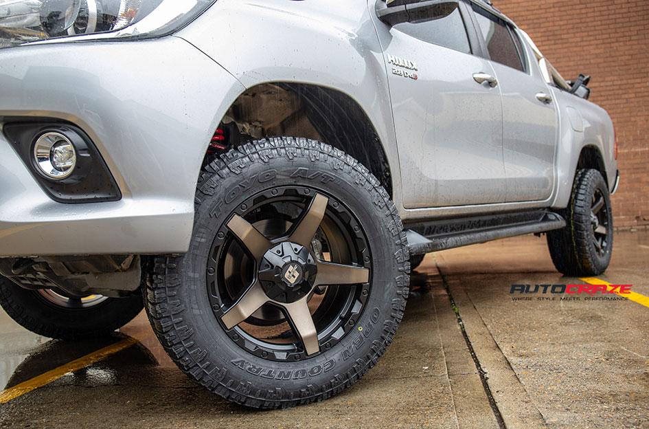 TOYOTA HILUX N80 4WD EXODUS MATTE BLACK TINTED FACE